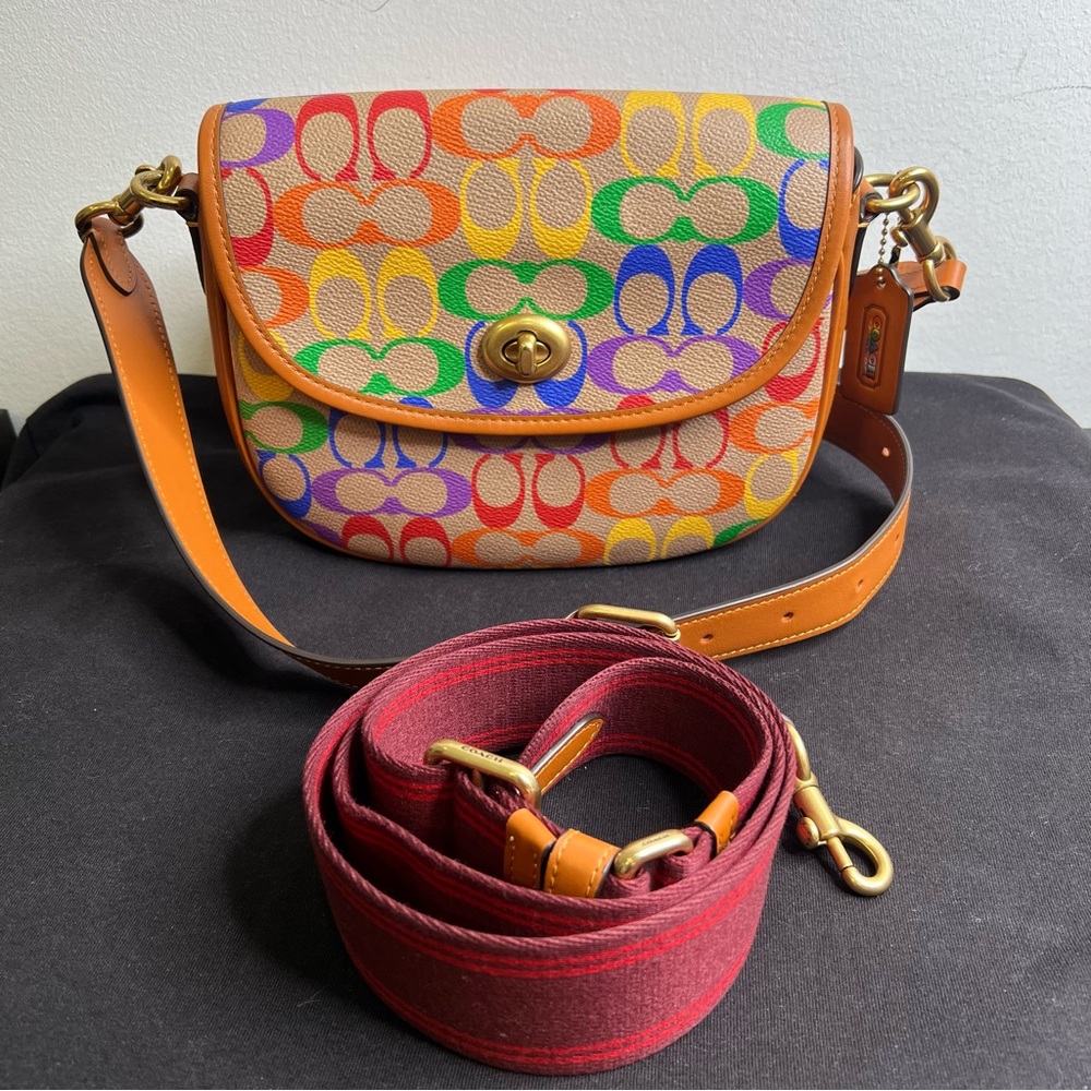 Coach Willow Saddle Bag RAINBOW Signature Canvas Purse Crossbody CA101